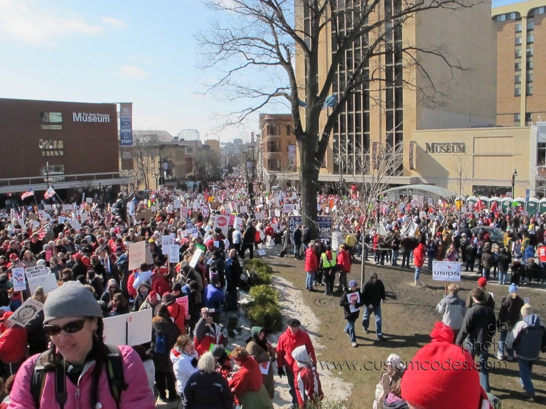 Rally_20110312_downStateStreet