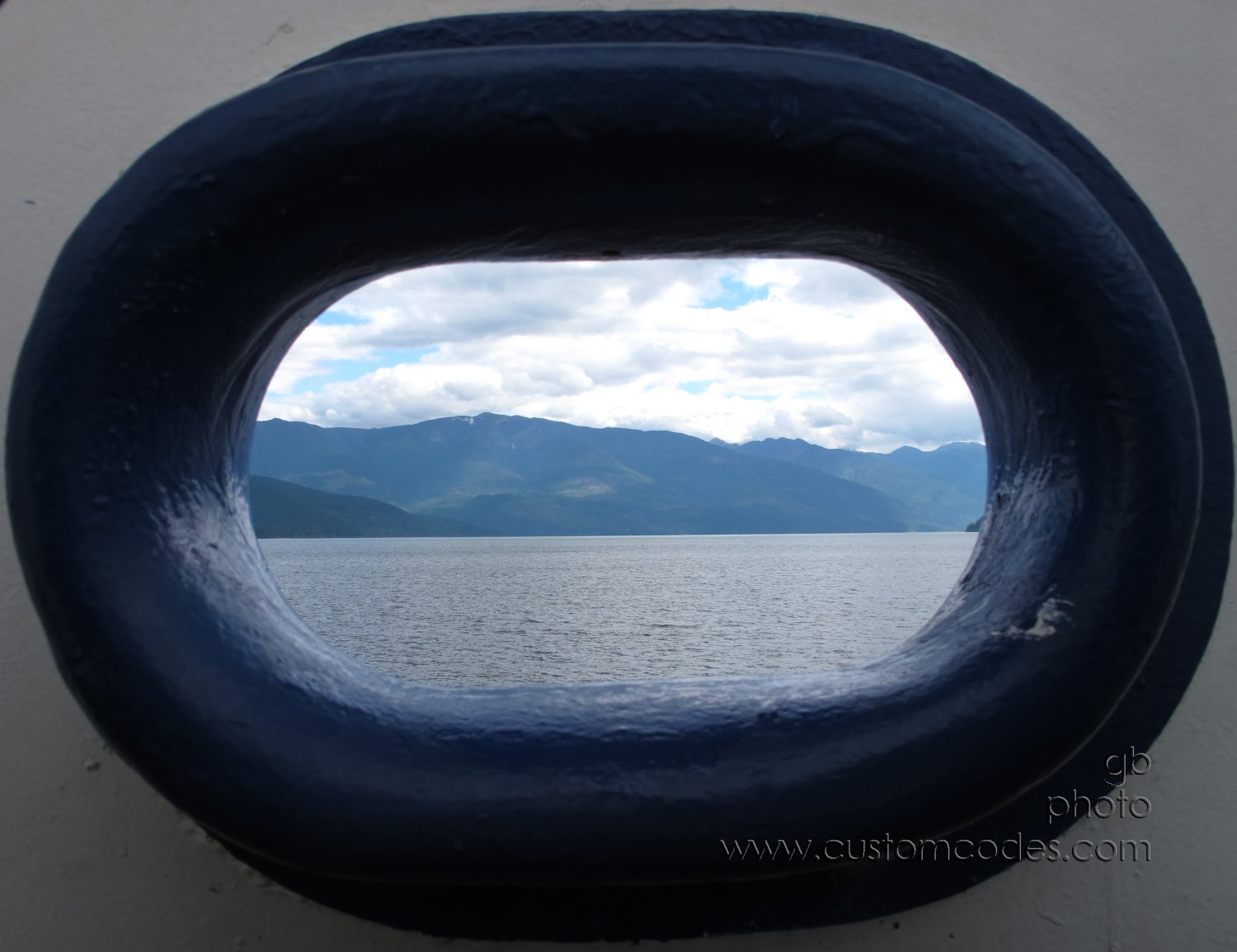 porthole2theworld