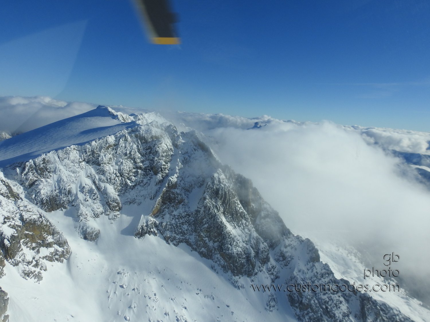 20181124_GlacierAndMountainTops