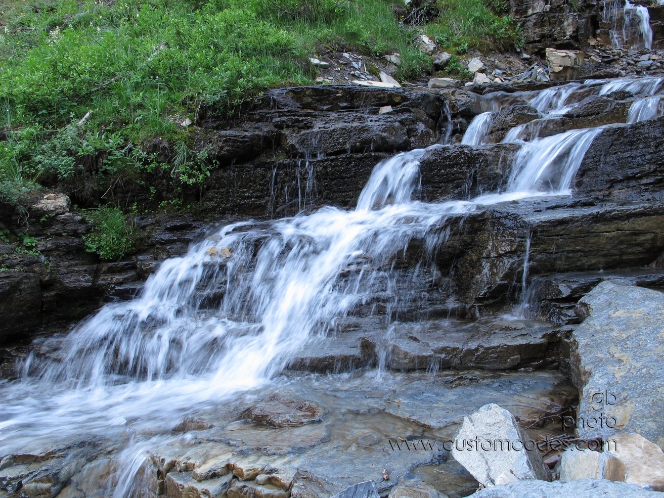 GlacierWaterfall2_20110828